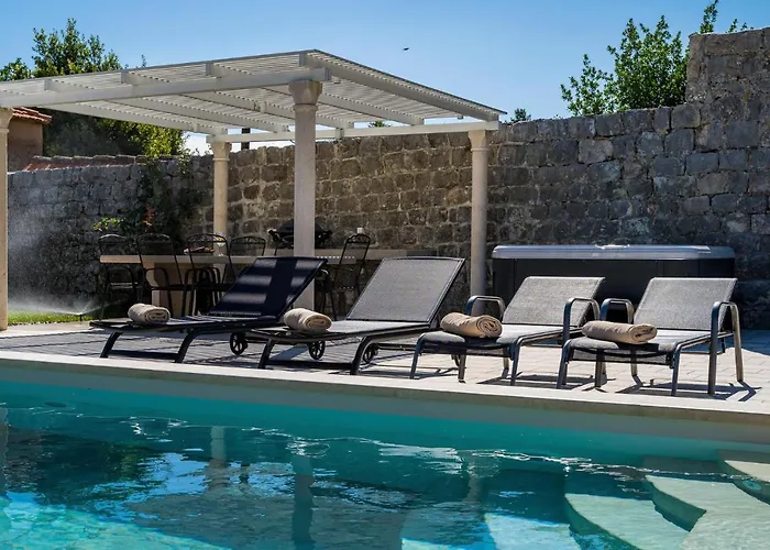 Apartment In Donje Obuljeno